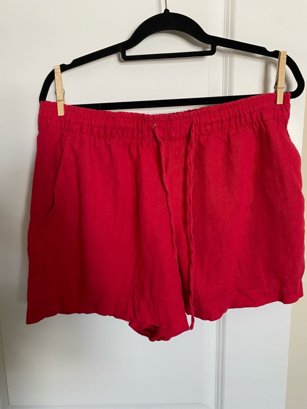 GAP Red Drawstring Linen-Blend Women's Shorts